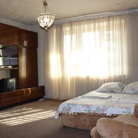 Apartment Near Opera Hause Dnipro Exteriör bild